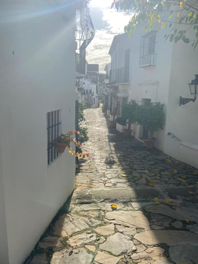 Pueblo Andaluz Marbella Club Btq Apt Appartamento Esterno foto